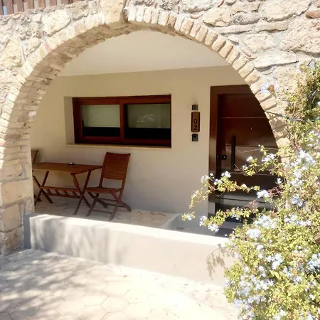 Apartment Ianos Living Spaces - 02